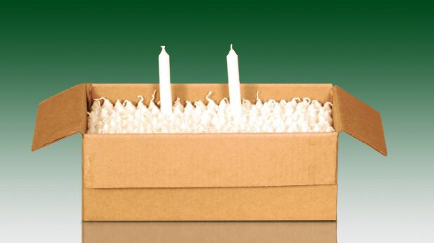 40 Pack 2.2x25cm Straight Clover Leaf Candles - Image 2